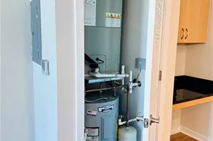 400 W Peachtree St NW, Atlanta, GA 30308 - Photo 10