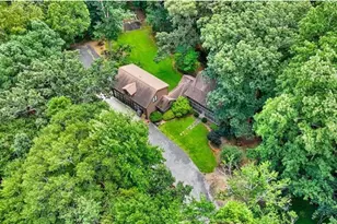 451 Nichols Dr, Suwanee, GA 30024 - Photo 18