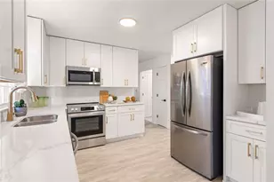 1966 S Hidden Hills Pkwy, Stone Mountain, GA 30088 - Photo 18