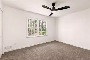 1966 S Hidden Hills Pkwy, Stone Mountain, GA 30088 - Photo 32