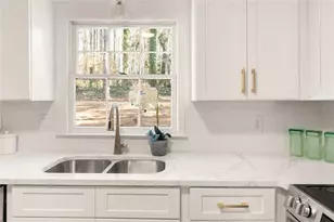 1966 S Hidden Hills Pkwy, Stone Mountain, GA 30088 - Photo 16