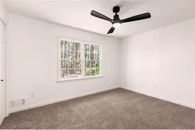 1966 S Hidden Hills Parkway, Stone Mountain, GA 30088 - Photo 32