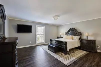 7590 Chaparral Drive, Sandy Springs, GA 30350 - Photo 16