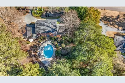 7590 Chaparral Drive, Sandy Springs, GA 30350 - Photo 34