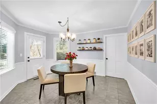 7590 Chaparral Dr, Sandy Springs, GA 30350 - Photo 14