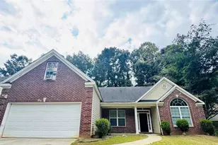 5736 Lakeside Dr, Union City, GA 30291 - Photo 1