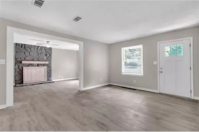 2070 Twelve Oaks Circle NW, Kennesaw, GA 30144 - Photo 2