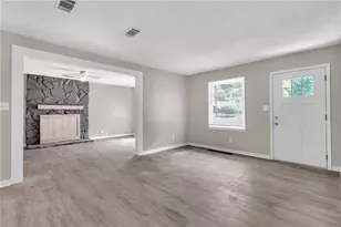 2070 Twelve Oaks Circle NW, Kennesaw, GA 30144 - Photo 2