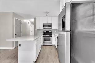 2070 Twelve Oaks Circle NW, Kennesaw, GA 30144 - Photo 12