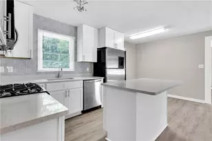 2070 Twelve Oaks Circle NW, Kennesaw, GA 30144 - Photo 14