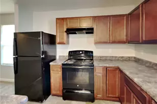 7585 Volion Pkwy, Fairburn, GA 30213 - Photo 10