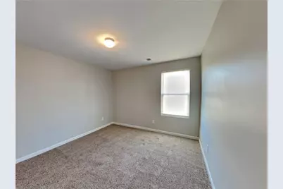 7585 Volion Parkway, Fairburn, GA 30213 - Photo 4