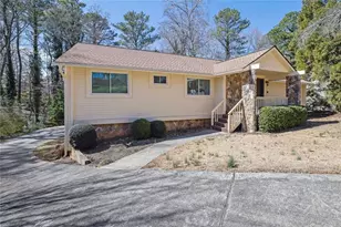 889 Fawn Way, Marietta, GA 30068 - Photo 2