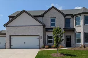 108 Longhorn Wy, Auburn, GA 30011 - Photo 2