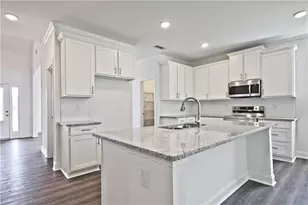 7388 Rocklin Ln, Flowery Branch, GA 30542 - Photo 10