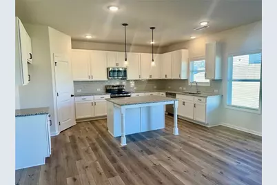 385 Rodeo Drive, Auburn, GA 30011 - Photo 4