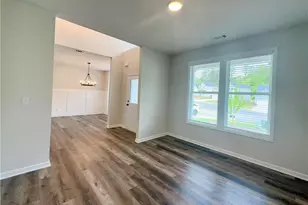 385 Rodeo Dr, Auburn, GA 30011 - Photo 8