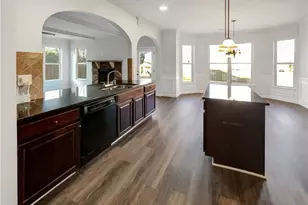 2879 Valaise Ln, Lithonia, GA 30038 - Photo 6