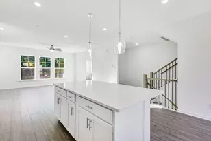 327 Dresden Circle, Tucker, GA 30084 - Photo 8