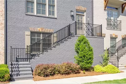 2440 Skyland Way NE, Brookhaven, GA 30319 - Photo 2