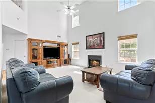 665 Roxford Ln, Buford, GA 30518 - Photo 4