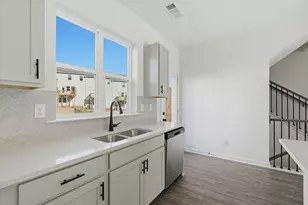 6137 Wayburn St, Tucker, GA 30084 - Photo 12