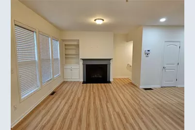 650 Sunset Park Drive, Suwanee, GA 30024 - Photo 8