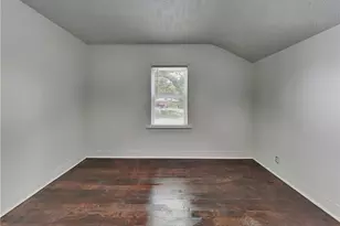 542 S Evelyn Pl NW, Atlanta, GA 30318 - Photo 8