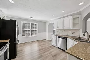 341 Windermere Dr, Loganville, GA 30052 - Photo 12