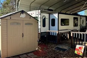 227 Peaceful Loop, Chatsworth, GA 30705 - Photo 4