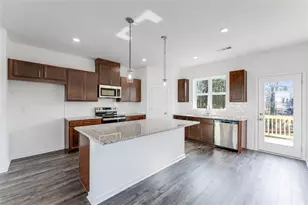 5720 Schelton Pl SE, Mableton, GA 30126 - Photo 6