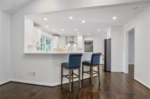 4555 Runnemede Rd NW, Atlanta, GA 30327 - Photo 10