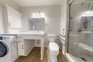 300 Johnson Ferry Road NE, Sandy Springs, GA 30328 - Photo 26