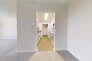 300 Johnson Ferry Road NE, Sandy Springs, GA 30328 - Photo 12