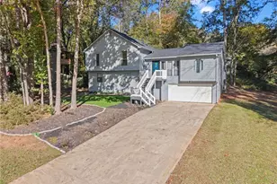 1071 Ferry Creek Way, Acworth, GA 30102 - Photo 2