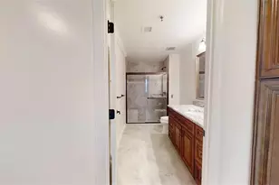 300 Johnson Ferry Road NE, Sandy Springs, GA 30328 - Photo 18