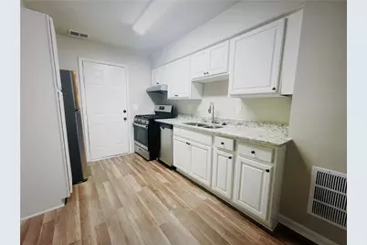 1220 Natchez Trace SW #Unit A, Marietta, GA 30008 - Photo 2