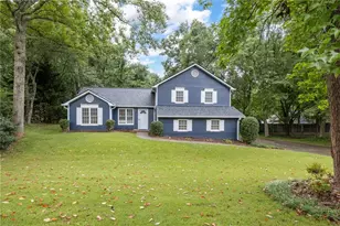 2010 Arbor Forest Dr SW, Marietta, GA 30064 - Photo 2