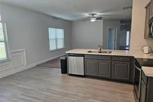 2153 Red Oak Cir, Union City, GA 30291 - Photo 8