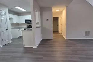 4975 Union St, Union City, GA 30291 - Photo 6