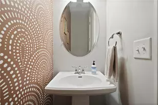 887 Proctor Oaks Street NW, Atlanta, GA 30318 - Photo 12