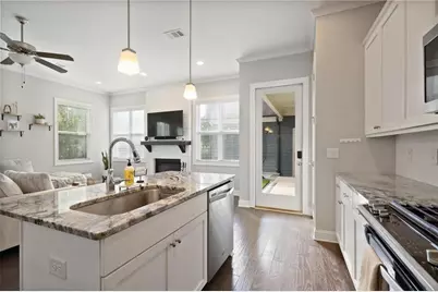 887 Proctor Oaks Street NW, Atlanta, GA 30318 - Photo 10