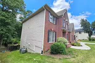 1988 Greensferry Glen, Lawrenceville, GA 30043 - Photo 4