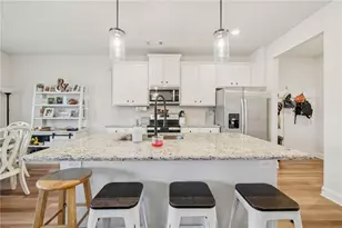 5305 Fox Hl Ln, Oakwood, GA 30566 - Photo 6