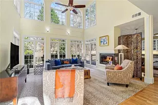 565 Abbeywood Dr, Roswell, GA 30075 - Photo 10