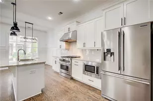 979 Azalee Hester Wharton Wy, Atlanta, GA 30318 - Photo 6