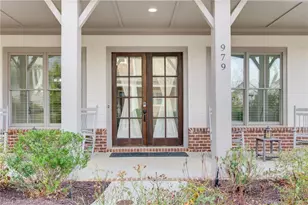 979 Azalee Hester Wharton Wy, Atlanta, GA 30318 - Photo 2