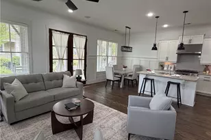 979 Azalee Hester Wharton Wy, Atlanta, GA 30318 - Photo 4