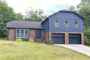 323 West Claiborne Ct Ct, Marietta, GA 30066 - Photo 2