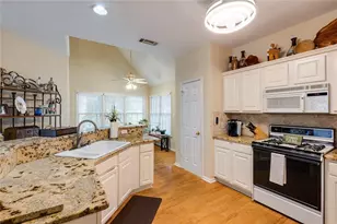 4400 Pinewalk Dr, Alpharetta, GA 30022 - Photo 10